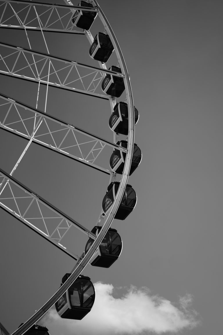 Photo by Robin Santamaria