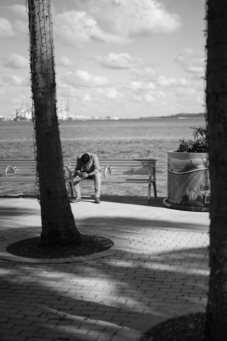 Photo by Robin Santamaria