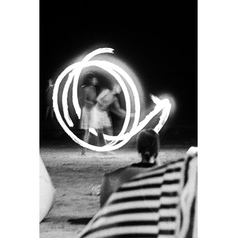 Street photo in Koh Chang, Thailand by Sanpoom Punapanont
