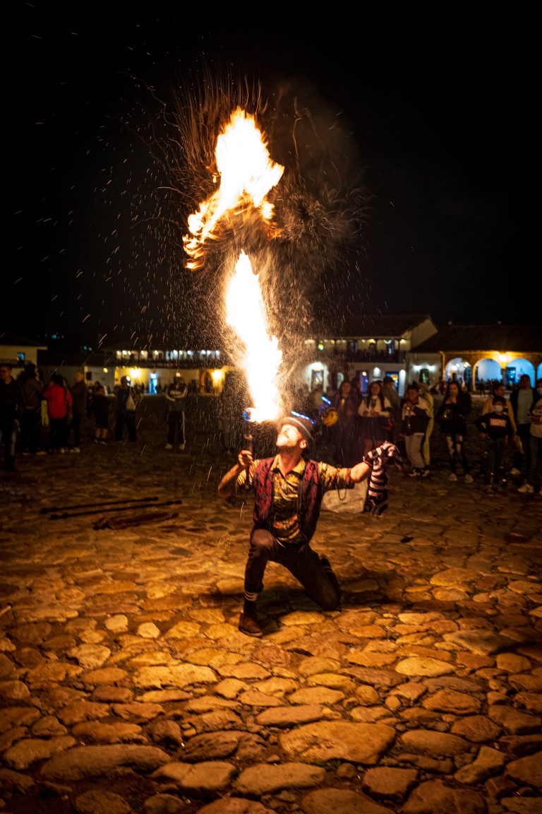 Street photo in Villa de Leyva, Colombia by Jaime Escobar