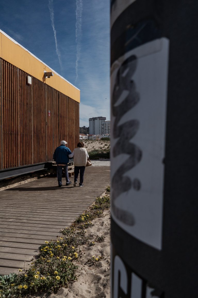 Street photo in Costa da Caparica, Portugal by Deividson Rodrigues