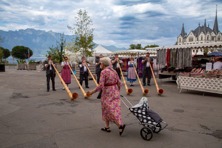 Street photo in Vevey, Switzerland by Tom Purvis