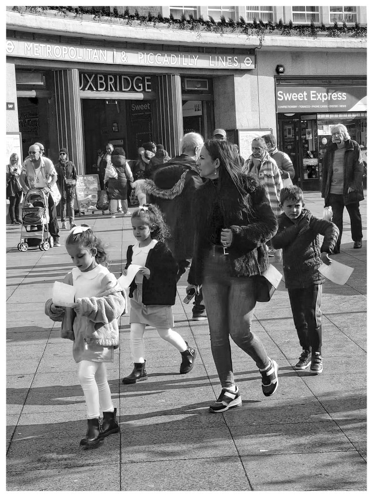 Street photo in Uxbridge, United Kingdom by Jeff Charles