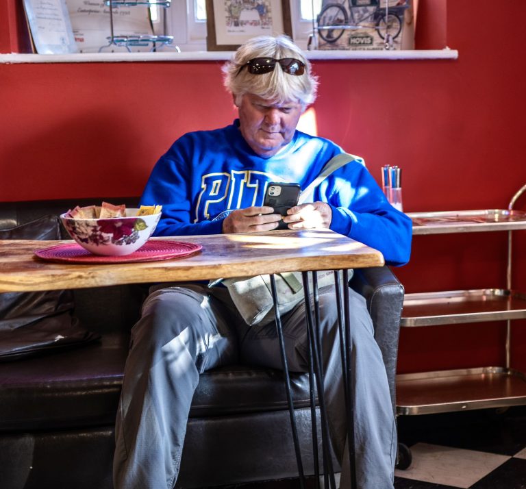 Street photo in Chippenham, United Kingdom by Garry Bromley