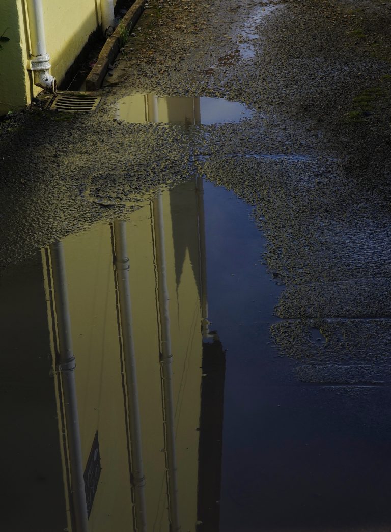Street photo in Liss, United Kingdom by Ian Ford
