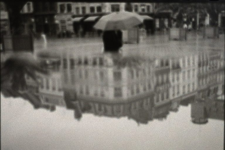 Street photo in Lille, France by Stephane Bihan