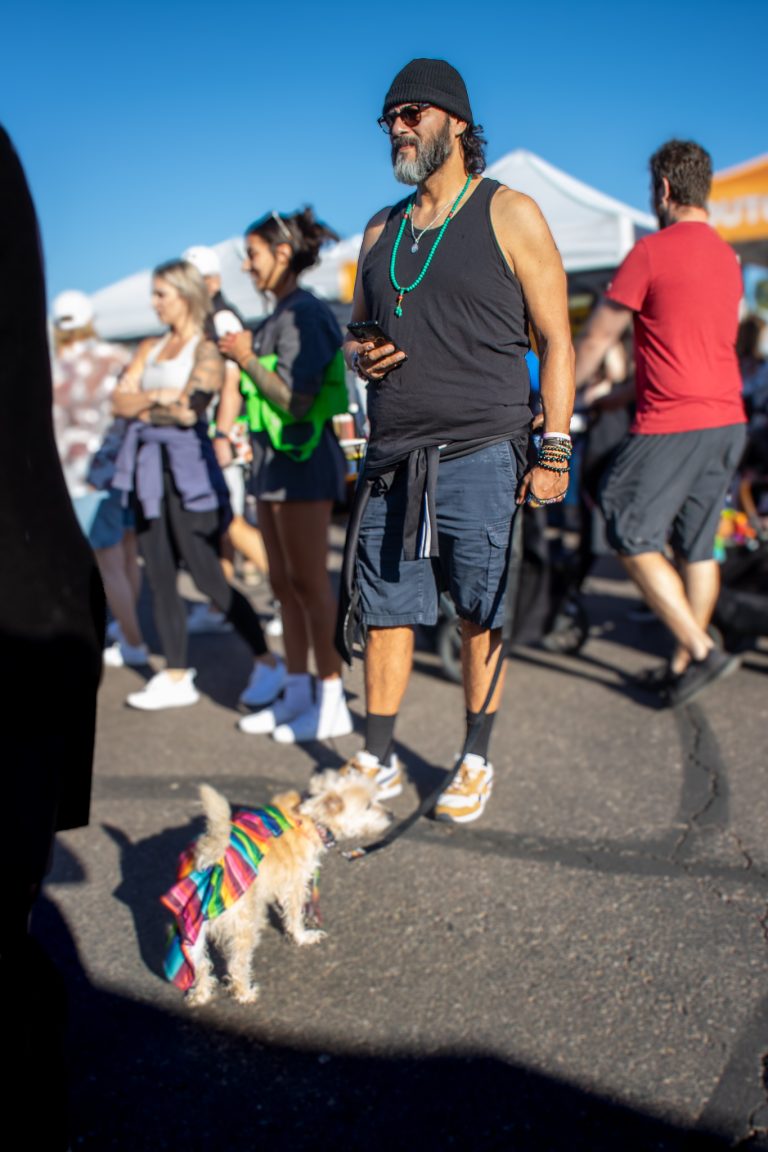 Street photo in Phoenix, United States by Eric Lutttermoser