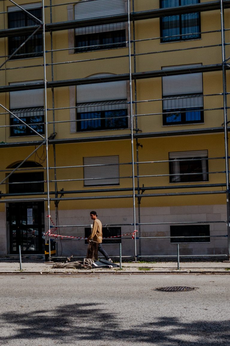 Street photo in Costa da Caparica, Portugal by Deividson Rodrigues