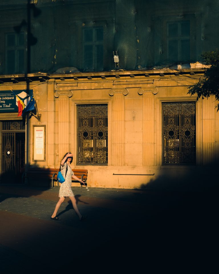 Photo by Alex Petrescu
