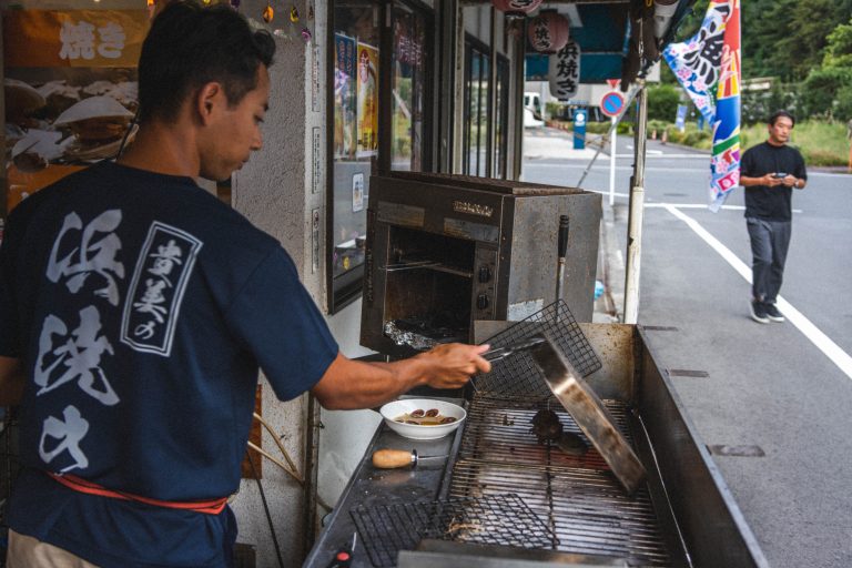 Street photo in Atami, Japan by Roger Okamoto