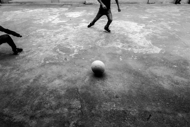 Street photo in San Andrés Semetabaj, Guatemala by Duncan Aitken