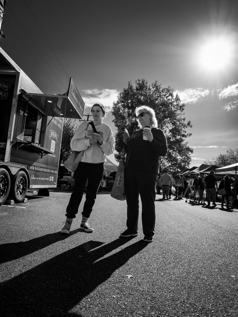 Street photo in Woodbridge, United States by Leo Crespo
