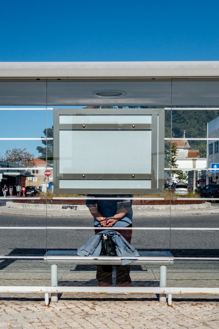 Street photo in Trafaria, Portugal by Deividson Rodrigues