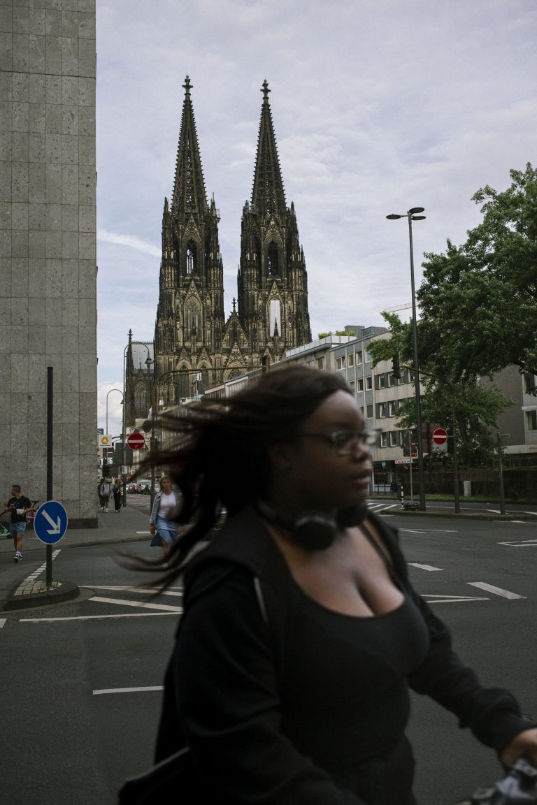 Street photo in Cologne, Germany by Iz üstün