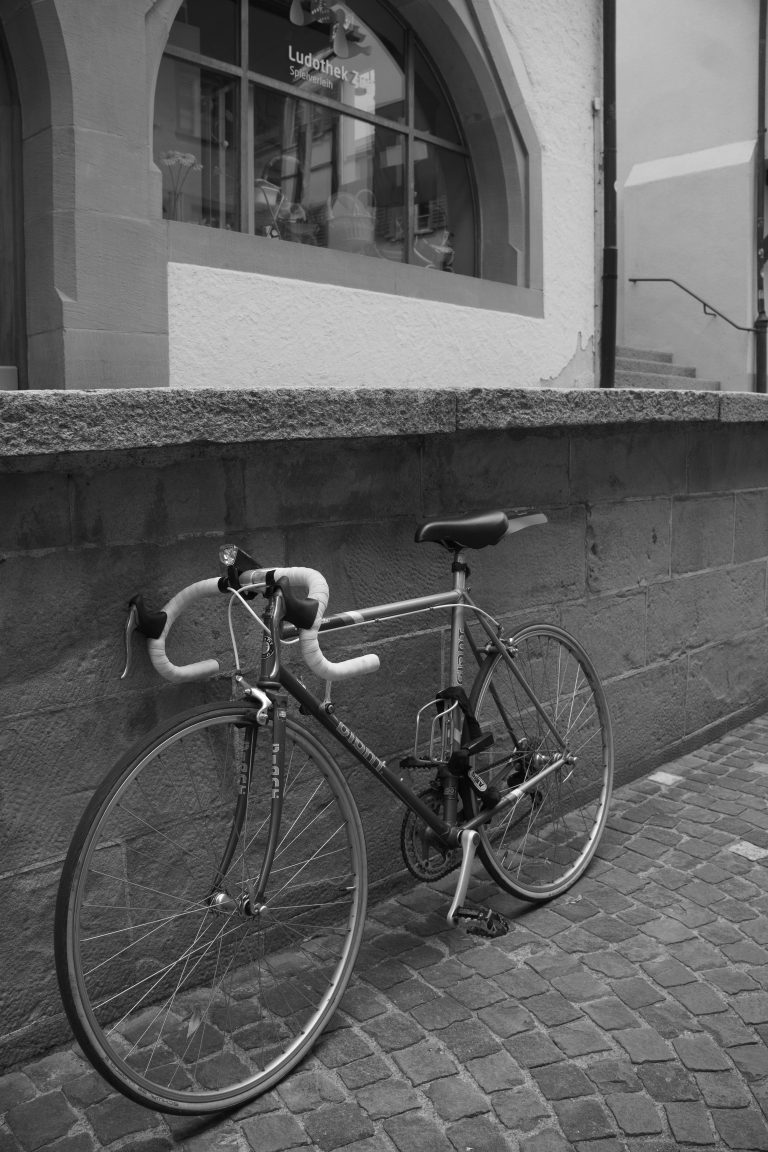 Street photo in Zug, Switzerland by Will Klein