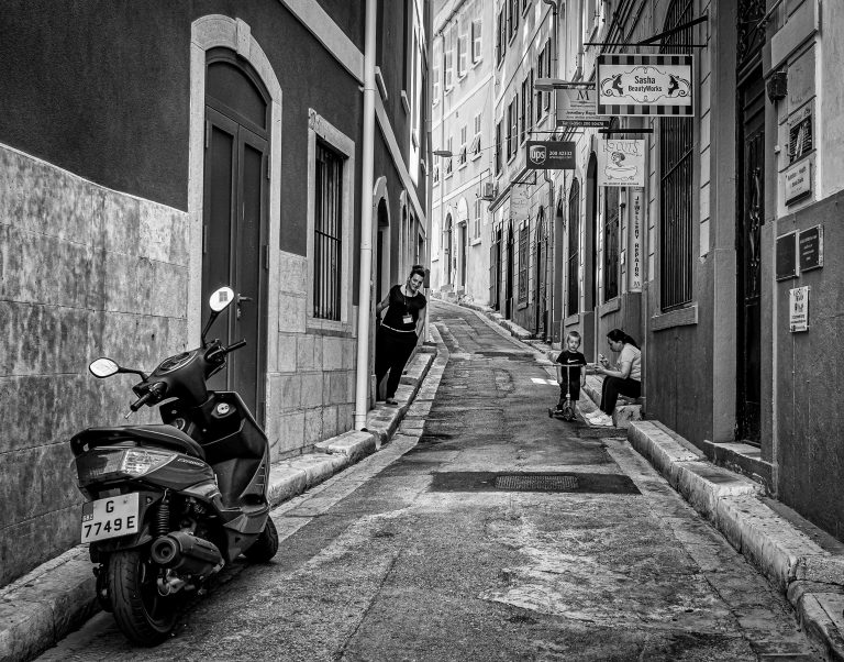 Street photo in Gibraltar by Jan Murphy