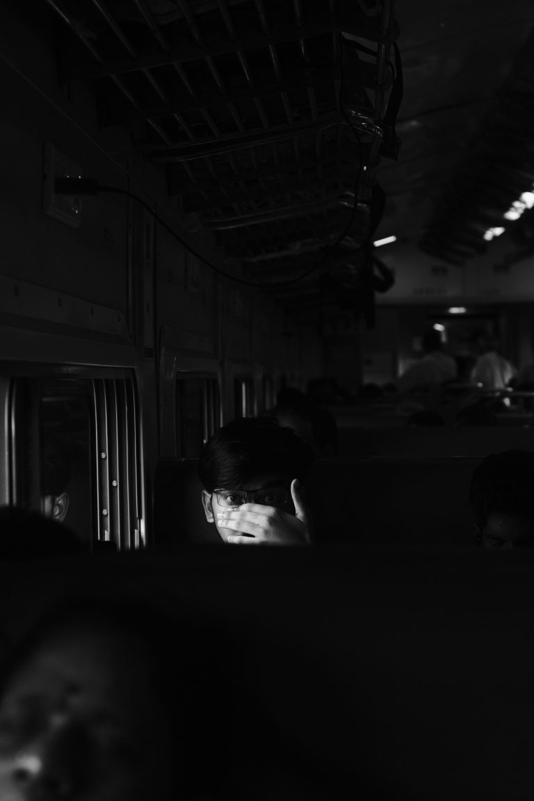 Street photo in Erode, India by Sivasudhan Balamanohar