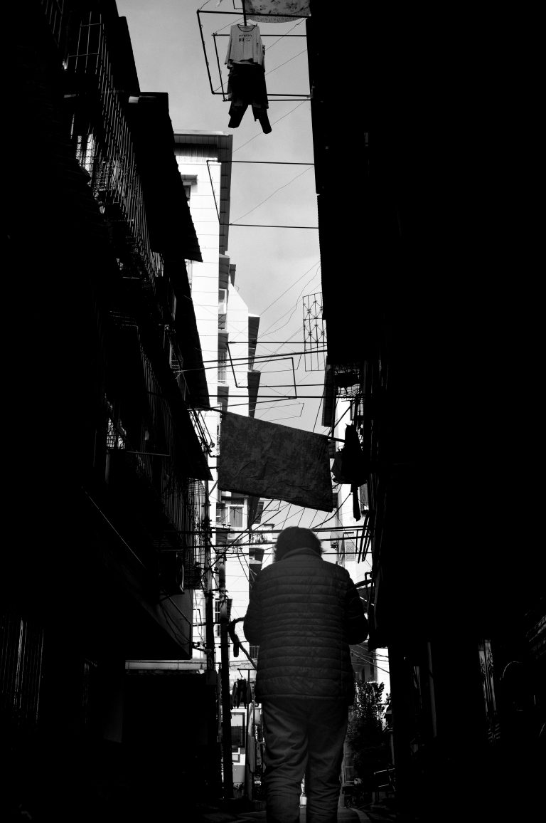 Street photo in Wuhan, China by 1081 Zhang