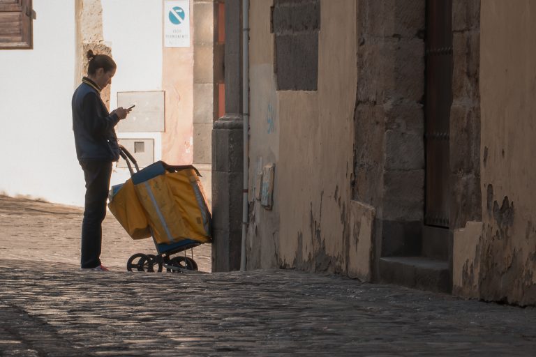 Street photo in Las Palmas de Gran Canaria, Spain by Chris Jones