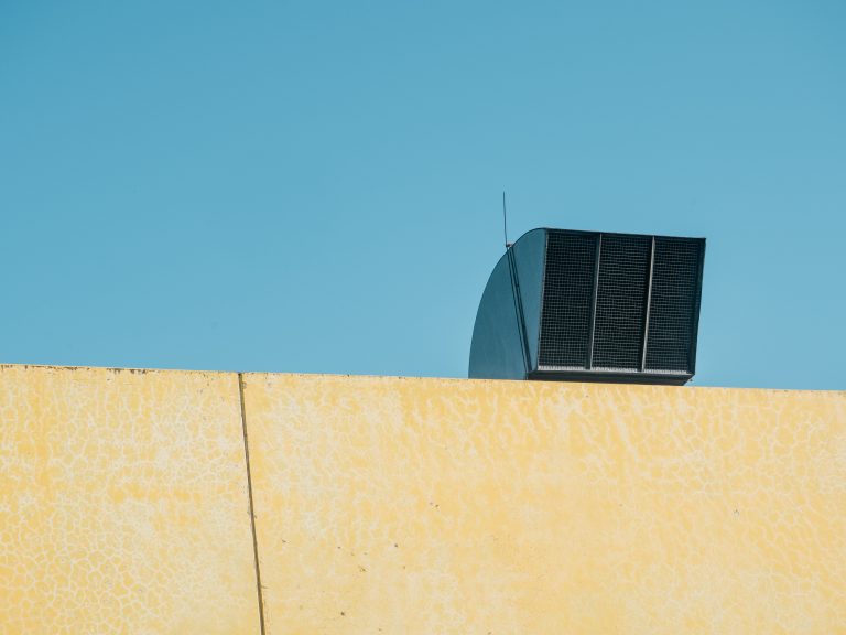 Street photo in Bürstadt, Germany by Mischa Schlupeck