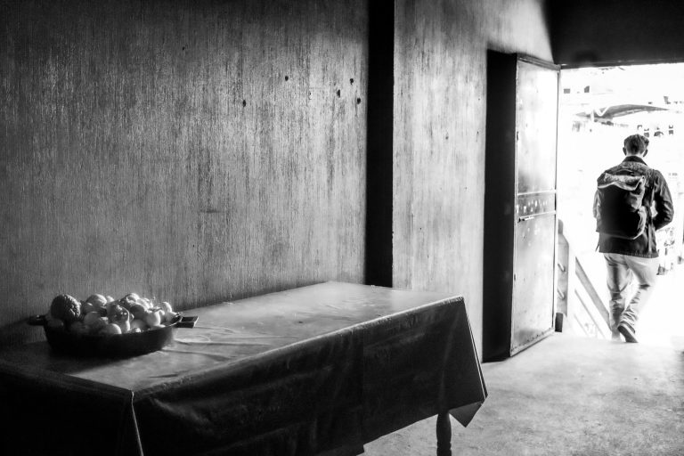 Street photo in Patzún, Guatemala by Duncan Aitken