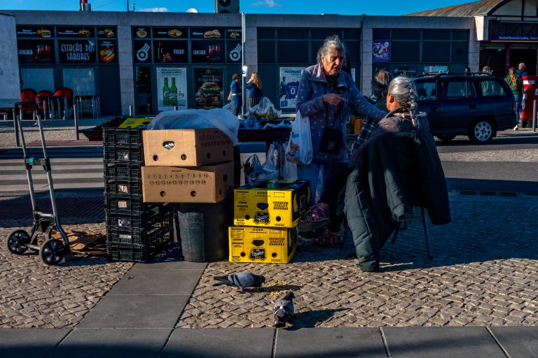 Street photo in Trafaria, Portugal by Deividson Rodrigues