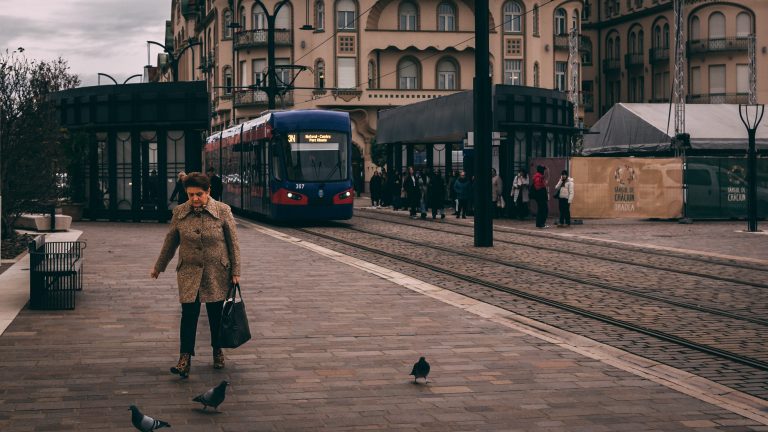 Street photo in Oradea, Romania by Cosnete Marian