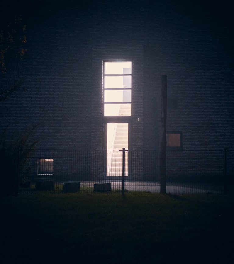 Street photo in Randstad, Netherlands by Colin Doran