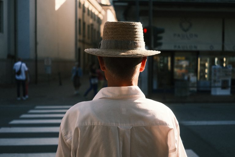 Street photo in Luino, Italy by Günther Klebinger