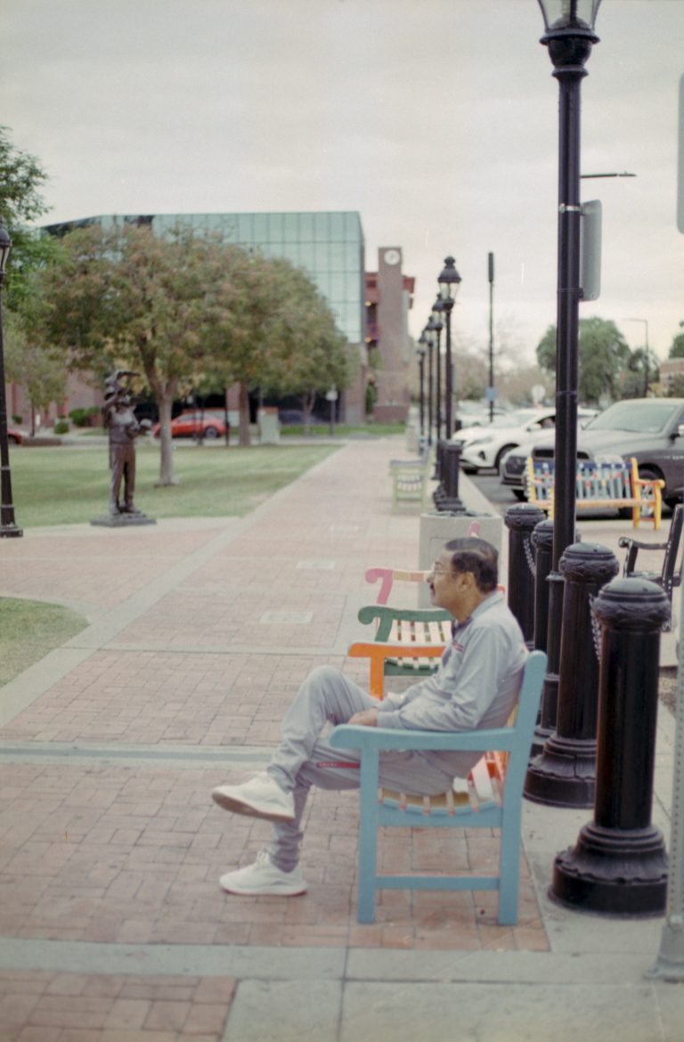 Street photo in Glendale, United States by Polo Gibson