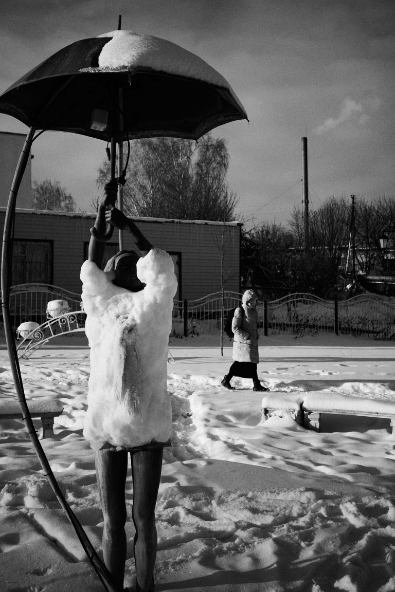 Street photo in Borovsk, Russia by Mikhail Matvienko