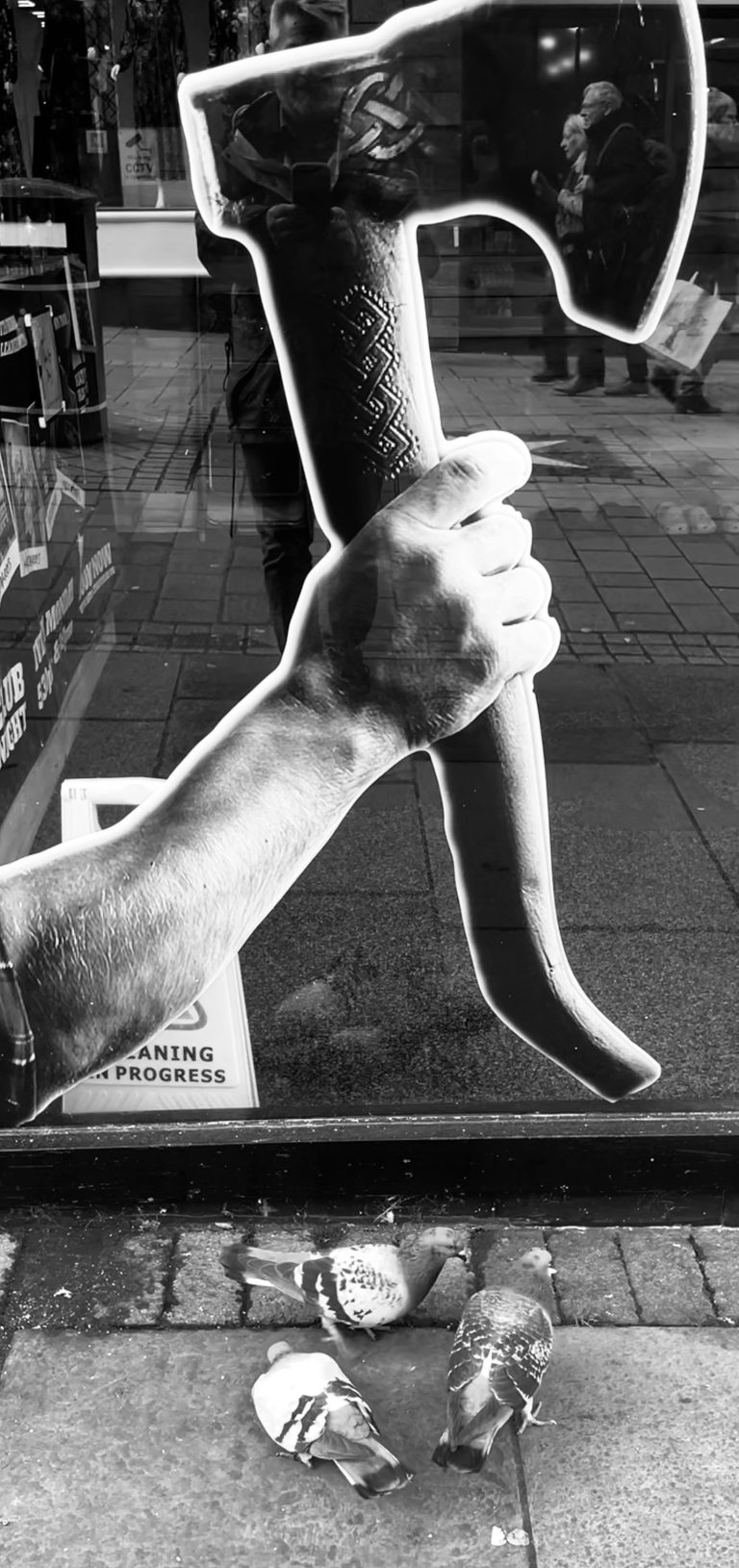 Street photo in Derby, United Kingdom by Michael Geraghty
