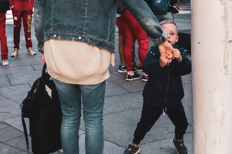 Street photo in Oslo, Norway by Cristina Sætre