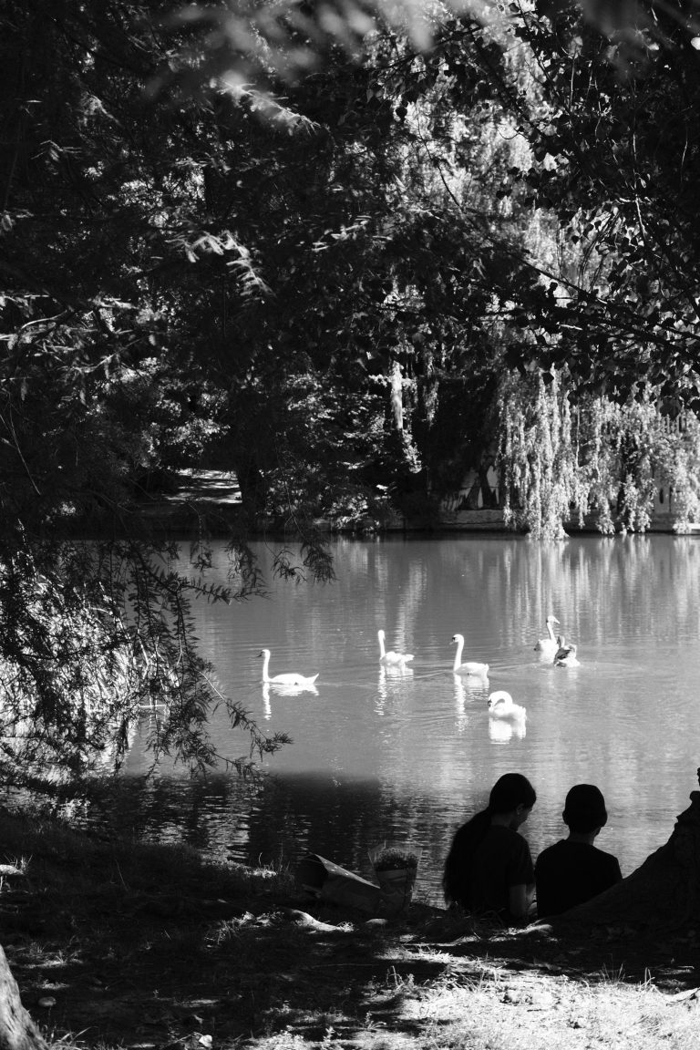 Street photo in Berlin-Charlottenburg-Wilmersdorf, Germany by Frank Berlin