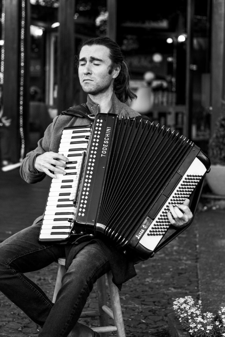 Street photo in Gramado, Brazil by Otavio Romano