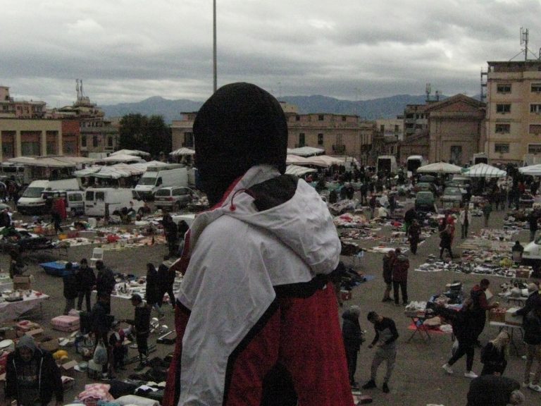 Street photo in Reggio Calabria, Italy by afuro dite