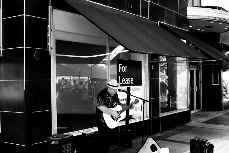 Street photo in Columbia, United States by Stacey Switzer