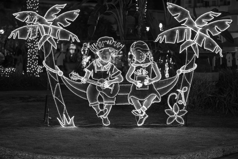 Street photo in Caguas, Puerto Rico by Pablo Cruz