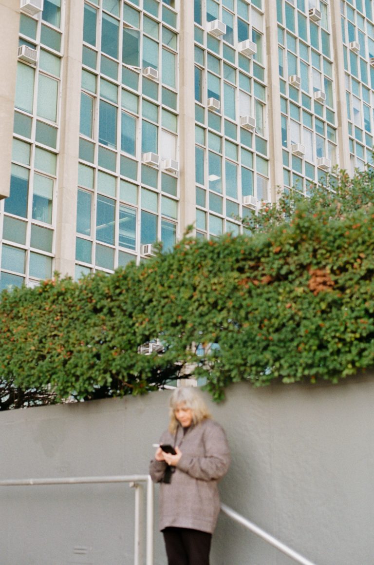 Street photo in Jersey City, United States by Feng Cheng