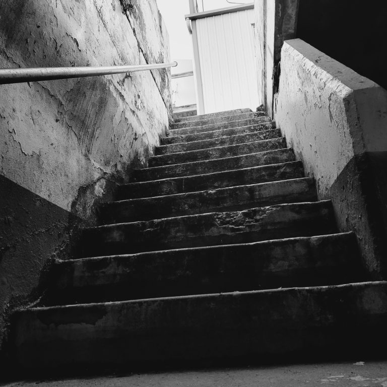 Street photo in Bremerton, United States by Brian Norris