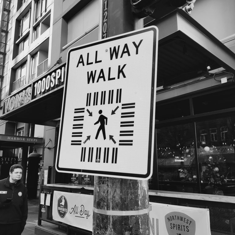 Street photo in Seattle, United States by Brian Norris