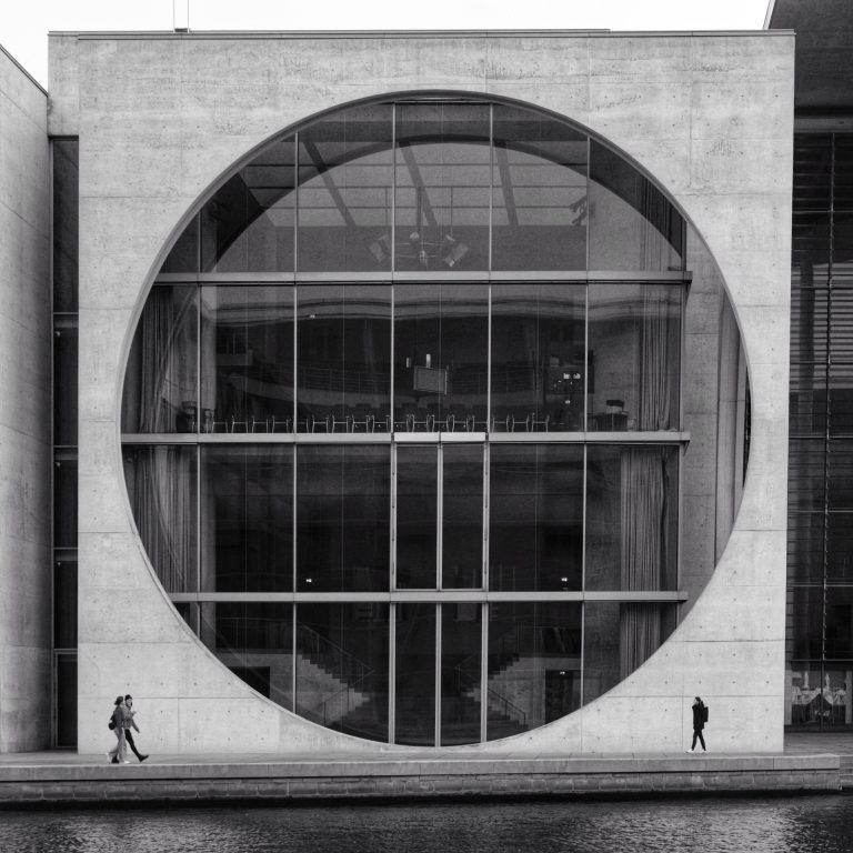 Street photo in Berlin-Mitte, Germany by Frank Berlin