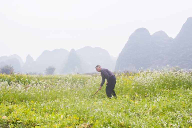Street photo in Guilin, China by Mario Cortez