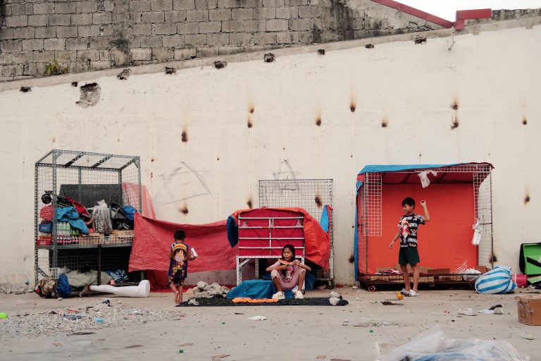 Street photo in Taytay, Philippines by Tata Yap