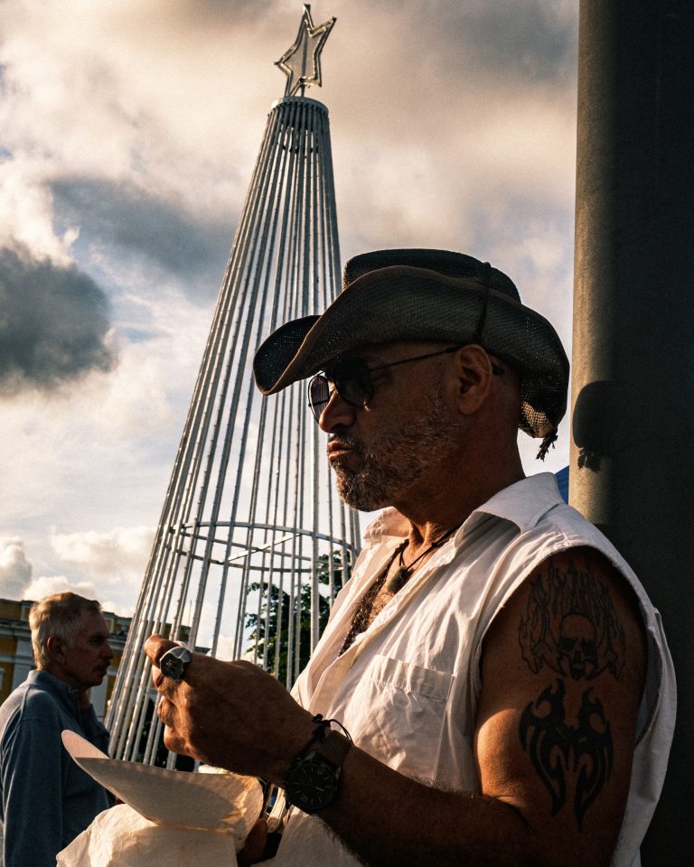 Street photo in Cayey, Puerto Rico by Mario Alegre