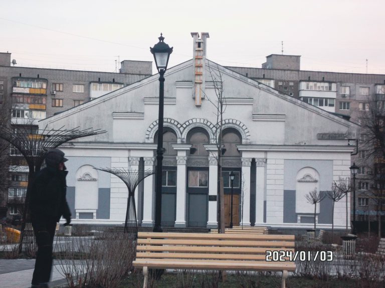 Street photo in Zhytomyr, Ukraine by Illia Hrabovets