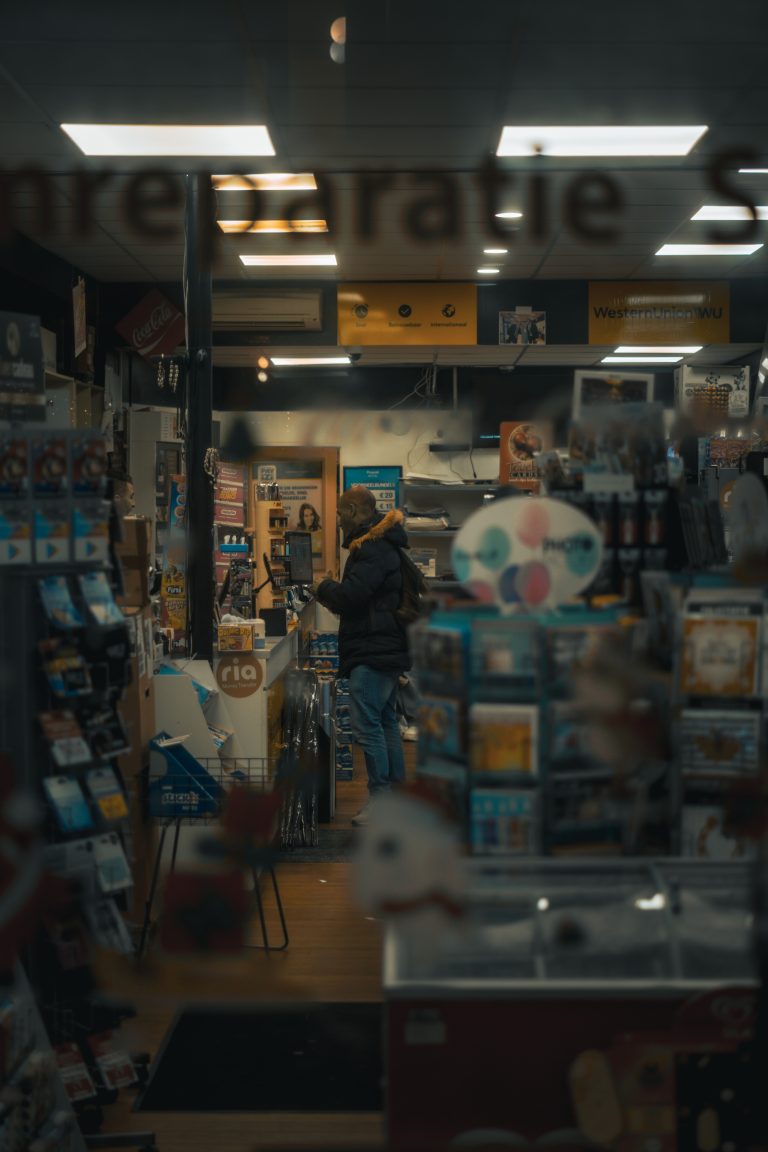 Photo by Sven Staffeleu