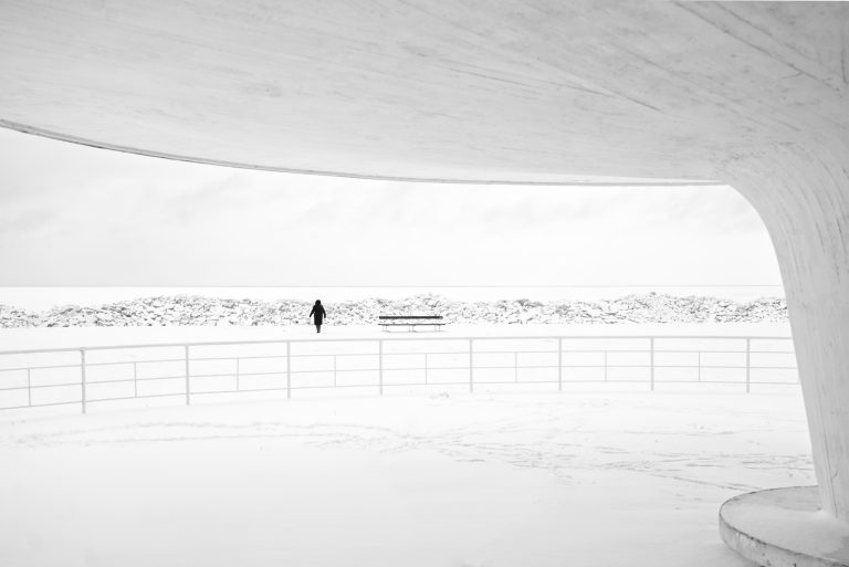 Street photo in Pärnu, Estonia by Ermo Naarits