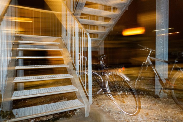 Street photo in Stuttgart-Möhringen, Germany by Dorian Zinder