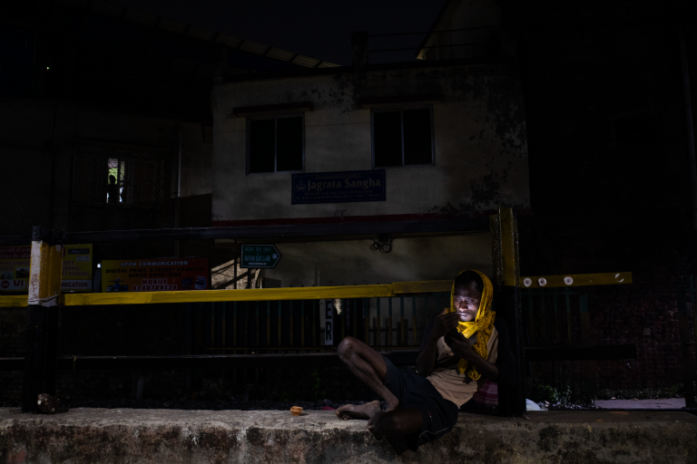 Street photo in Kolkata, India by Zeeshan Chowdhury